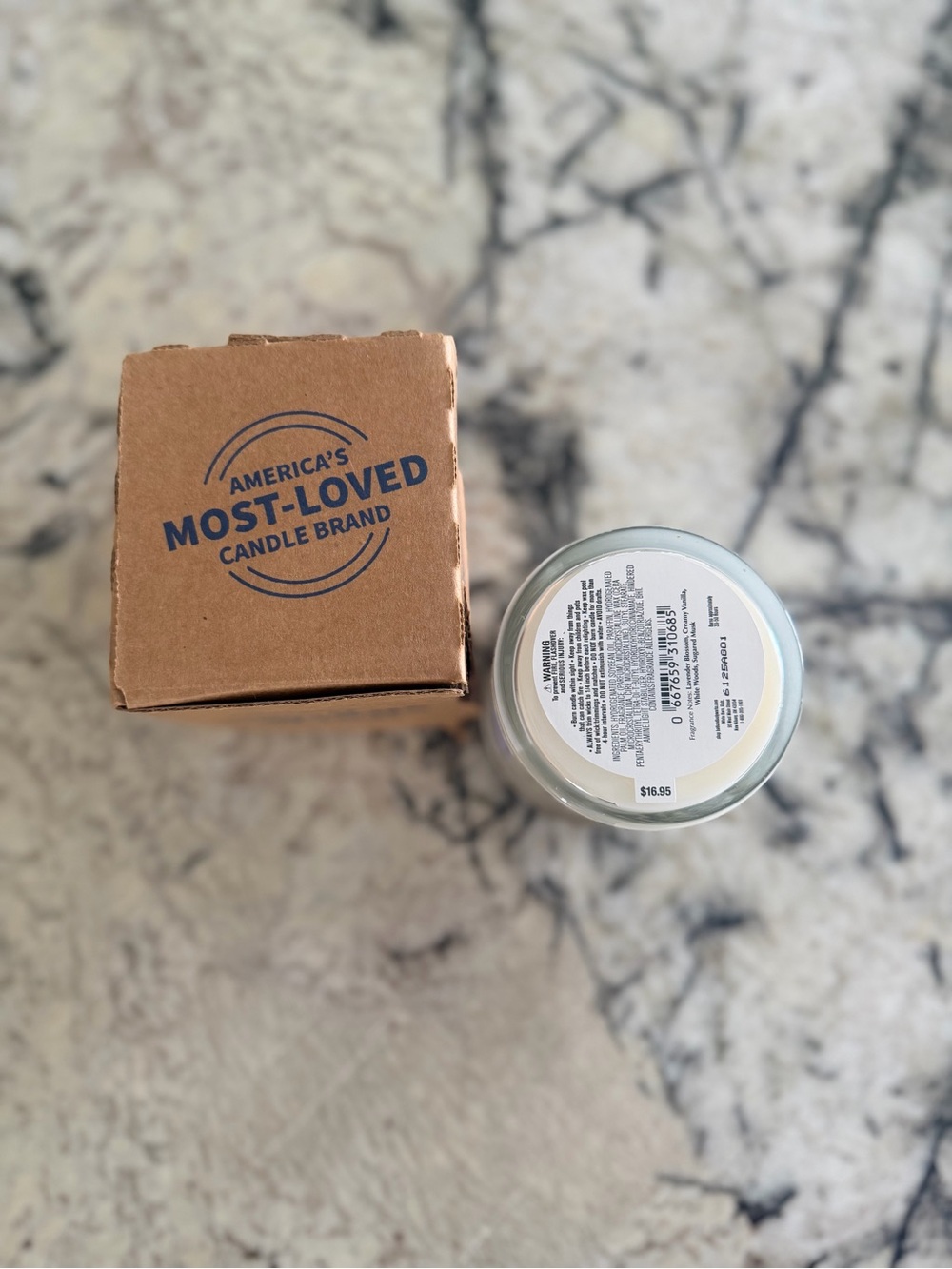 White Barn Lavender Vanilla Candle (8 oz.) - NIB - Picture 4 of 5